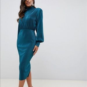 Green high neck balloon sleeve dress